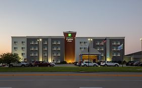 Holiday Inn Express Hotel & Suites Columbus By Ihg